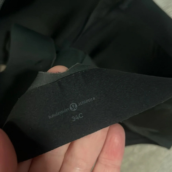 Lululemon Enlite Bra *Zip Front
Incognito Camo Multi Grey 34C - Picture 5 of 6